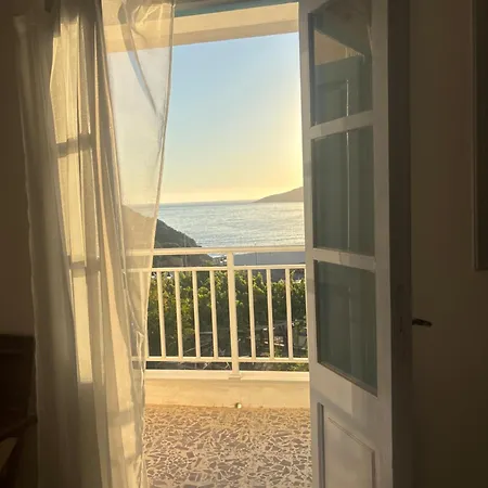 Apartment Fotinis
